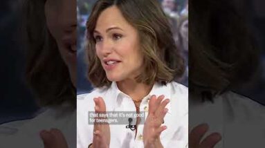 Jennifer Garner on how she retains her formative years remote from social media