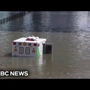 Unprecedented flooding soaks Dubai