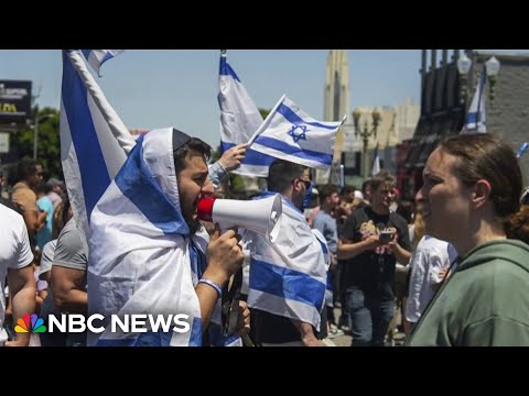 Protesters conflict start air of West L.A. synagogue