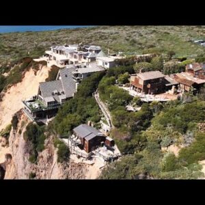 Would You Are dwelling in This Luxury Home on a Cliff?