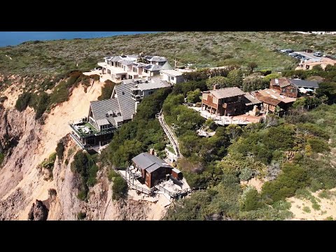 Would You Are dwelling in This Luxury Home on a Cliff?