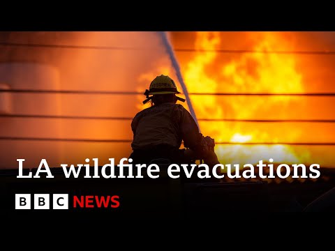 LA fires burn out-of-retain an eye on as hundreds evacuated from homes | BBC Recordsdata